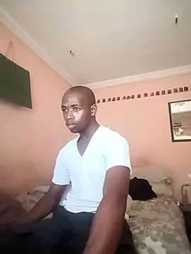 Snapshot of LILNMS chatting on 04/24/26, 05:43 LILNMS online show from 04/24/26, 05:43