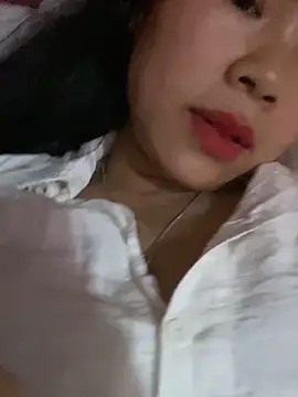 Snapshot of Nul-chal chatting on 11/13/25, 05:39 Nul-chal online show from 11/13/25, 05:39