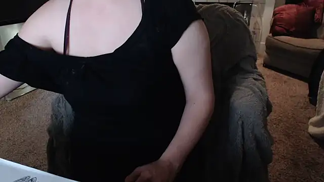 Snapshot of Skyl31 chatting on 12/15/25, 03:16 Skyl31 online show from 12/15/25, 03:16