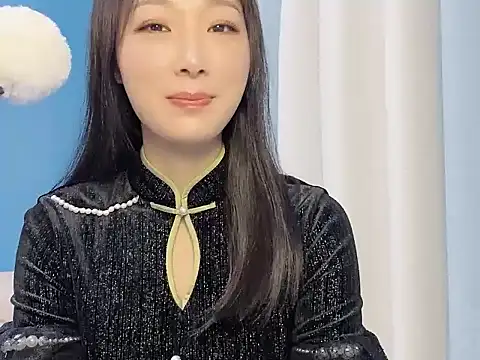 ella55-- online show from 11/10/25, 03:27