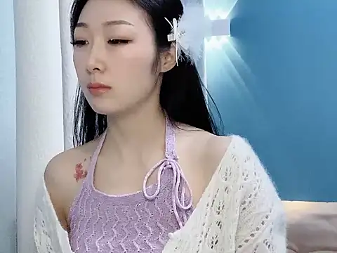 ella55-- online show from 12/04/25, 01:04