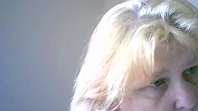 Sylviastar46 online show from 11/20/25, 08:47