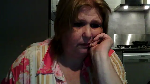 Sylviastar46 online show from 03/02/26, 09:32