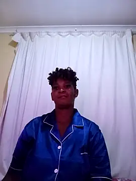 Snapshot of BLACKMALF chatting on 11/10/25, 05:56 BLACKMALF online show from 11/10/25, 05:56