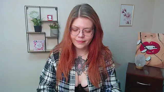 Snapshot of Lina_ri_ chatting on 11/21/25, 07:23 Lina ri online show from 11/21/25, 07:23