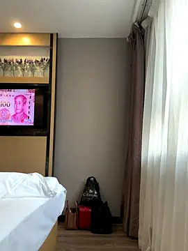 aniani11 online show from 12/05/25, 04:54