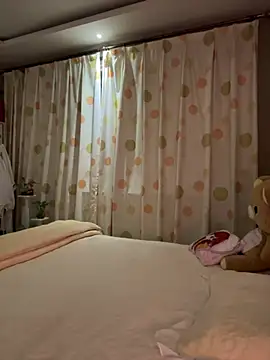 Snapshot of aniani11 chatting on 03/23/26, 11:03 aniani11 online show from 03/23/26, 11:03