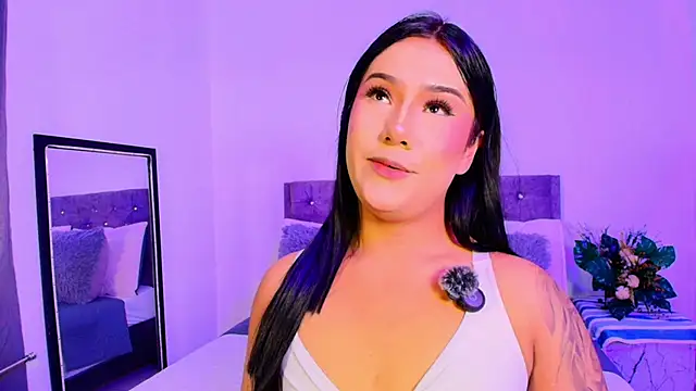 Snapshot of Vale_prado chatting on 11/11/25, 11:32 Vale prado online show from 11/11/25, 11:32