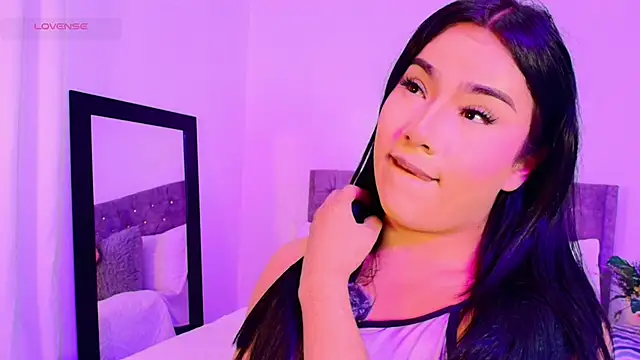 Snapshot of Vale_prado chatting on 12/20/25, 11:28 Vale prado online show from 12/20/25, 11:28