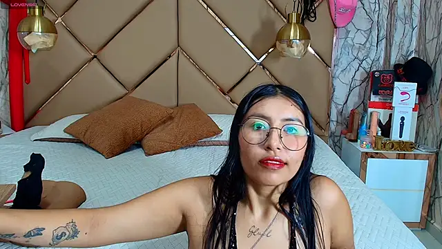 CATTA GARCIA online show from 05/22/26, 04:56