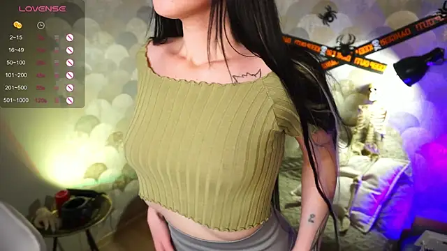 xannybunny  online show from 10/30/25, 02:51