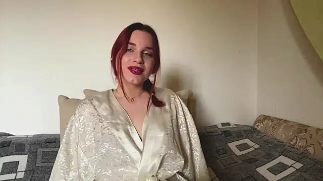 Snapshot of EmiIyMorgan chatting on 11/07/25, 10:15 EmiIyMorgan online show from 11/07/25, 10:15