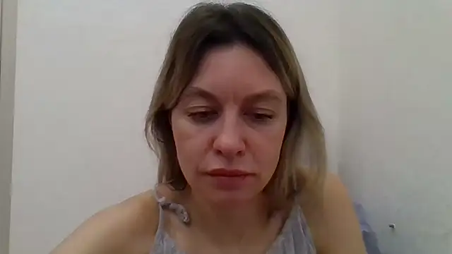 Little Milf 5 online show from 11/26/25, 04:19