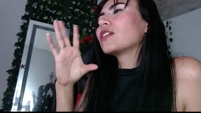 Snapshot of myomii_nixx chatting on 11/12/25, 02:34 myomii nixx online show from 11/12/25, 02:34