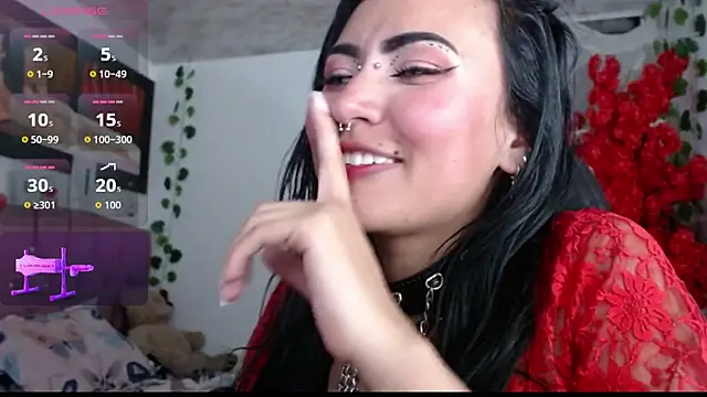 Snapshot of myomii_nixx chatting on 11/14/25, 02:43 myomii nixx online show from 11/14/25, 02:43