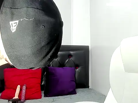 SubGirlRs online show from 10/29/25, 04:53