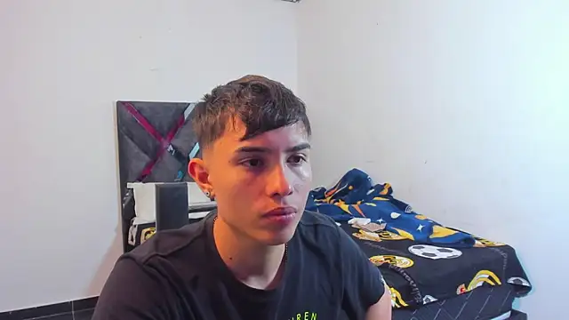 Snapshot of MollyandFher chatting on 11/13/25, 03:05 MollyandFher online show from 11/13/25, 03:05