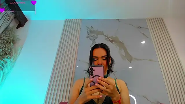 Snapshot of AudreyHayworth chatting on 03/19/26, 09:02 AudreyHayworth online show from 03/19/26, 09:02