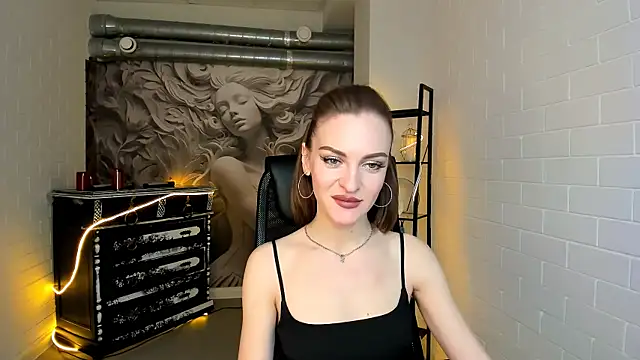 EdnaThomus online show from 11/20/25, 04:51