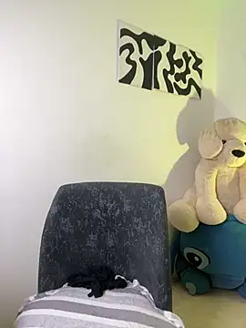 SHAILABROWN online show from 12/04/25, 01:26