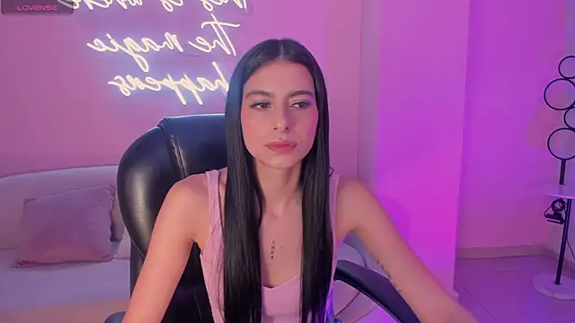 Snapshot of BellaConnorX chatting on 03/23/26, 05:33 BellaConnorX online show from 03/23/26, 05:33