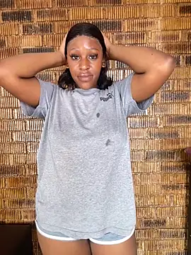 Snapshot of SP1CY_MOMMY chatting on 11/09/25, 01:20 SP1CY MOMMY online show from 11/09/25, 01:20