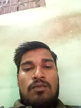 Snapshot of GleefulAkashyyy chatting on 11/25/25, 06:13 GleefulAkashyyy online show from 11/25/25, 06:13