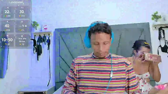 Snapshot of DamianandEva chatting on 04/24/26, 12:51 DamianandEva online show from 04/24/26, 12:51