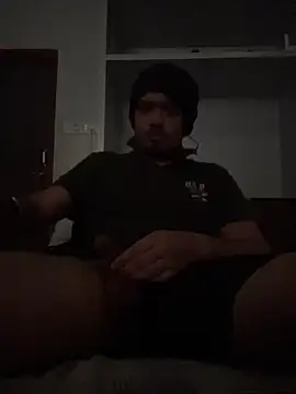 FlashyOcean53 online show from 03/03/26, 08:37