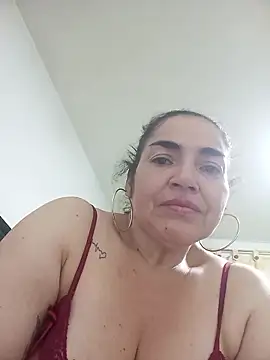 Snapshot of MaryRoze_ chatting on 05/27/26, 01:13 MaryRoze online show from 05/27/26, 01:13