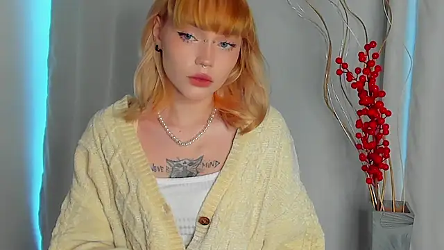 Snapshot of RussellGeffert chatting on 11/01/25, 07:54 RussellGeffert online show from 11/01/25, 07:54