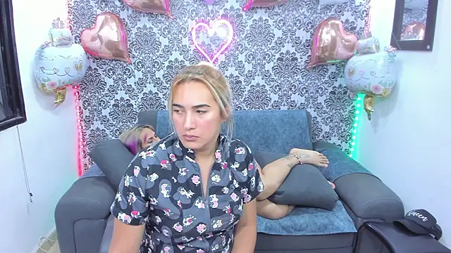 Snapshot of Duotranny chatting on 03/11/26, 05:57 Duotranny online show from 03/11/26, 05:57