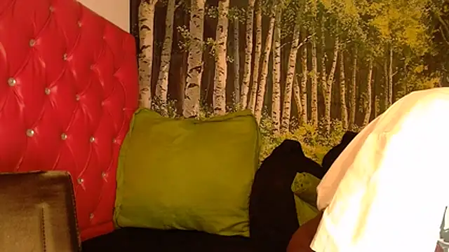 Lucile Carrie online show from 07/15/26, 04:51