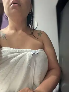 Natural BIGASS Nina online show from 11/16/25, 09:48