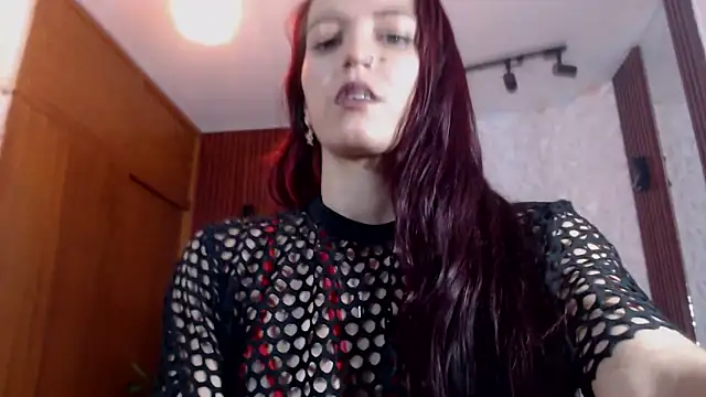 Snapshot of lia_cr1 chatting on 11/11/25, 08:09 lia cr1 online show from 11/11/25, 08:09