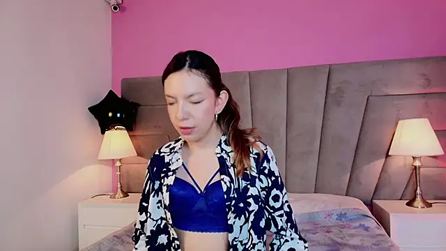 kittyblooms online show from 11/29/25, 12:30