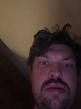 Johangrunn online show from 10/31/25, 08:43