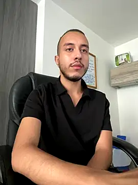 Cristianstone22  online show from 11/08/25, 01:22