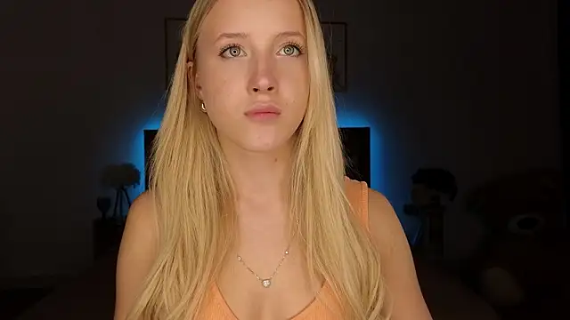 adele armass online show from 03/27/26, 08:19