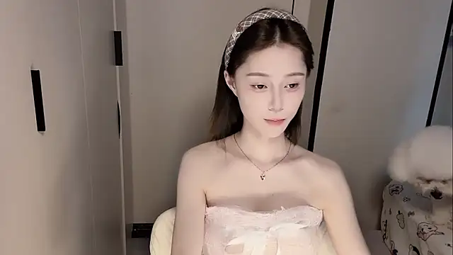 yuyu-33 online show from 03/19/26, 09:02