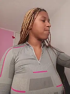 Snapshot of EvonyFoxxx chatting on 03/12/26, 10:38 EvonyFoxxx online show from 03/12/26, 10:38