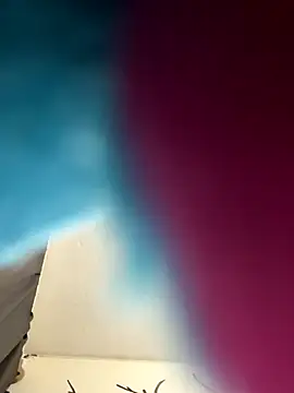 Snapshot of Quednow- chatting on 10/30/25, 08:16 Quednow- online show from 10/30/25, 08:16