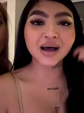 Snapshot of babykw chatting on 11/17/25, 06:19 babykw online show from 11/17/25, 06:19