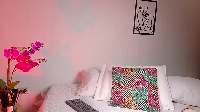 SeleneNova online show from 05/15/26, 02:46