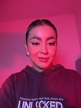 Elina Hills online show from 02/03/26, 02:55