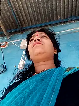 Snapshot of Sangita_g chatting on 04/05/26, 03:15 Sangita g online show from 04/05/26, 03:15
