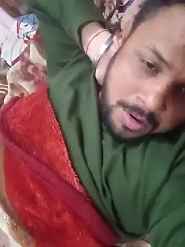 Snapshot of itzSameer1 chatting on 12/16/25, 02:38 itzSameer1 online show from 12/16/25, 02:38