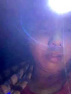 Snapshot of bi-bo123 chatting on 11/09/25, 02:15 bi-bo123 online show from 11/09/25, 02:15