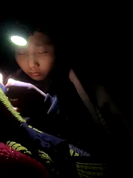 Snapshot of bi-bo123 chatting on 11/17/25, 09:37 bi-bo123 online show from 11/17/25, 09:37