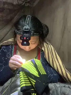 Snapshot of bi-bo123 chatting on 11/20/25, 12:05 bi-bo123 online show from 11/20/25, 12:05